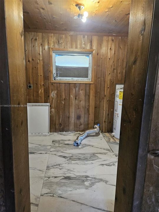 待售: $1,300,000 (3 贝兹, 2 浴室, 1272 平方英尺)