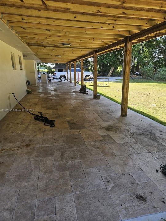 待售: $1,300,000 (3 贝兹, 2 浴室, 1272 平方英尺)