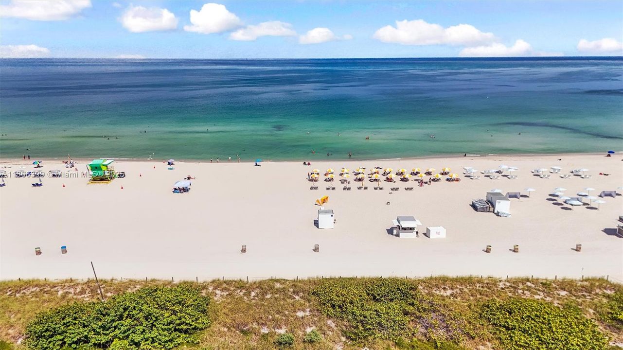 For Sale: $325,000 (1 beds, 1 baths, 410 Square Feet)