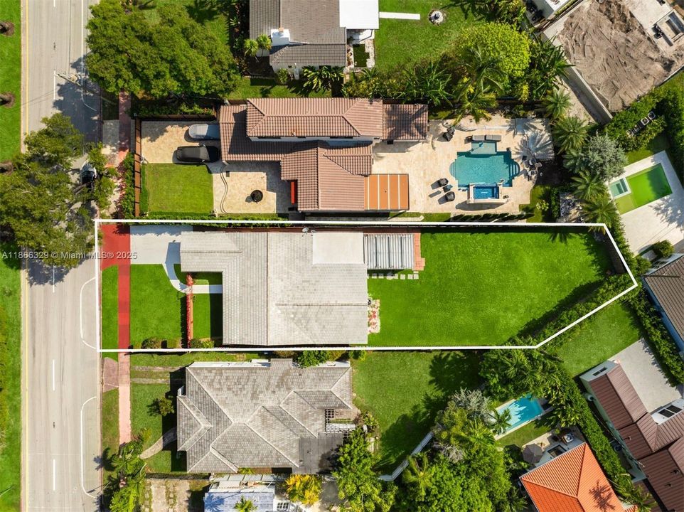 Недавно продано: $1,690,000 (3 спален, 2 ванн, 1979 Квадратных фут)