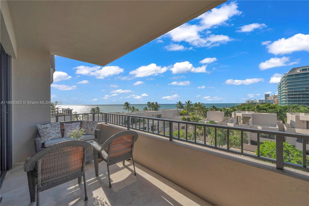 Active With Contract: $7,000 (2 beds, 2 baths, 1531 Square Feet)