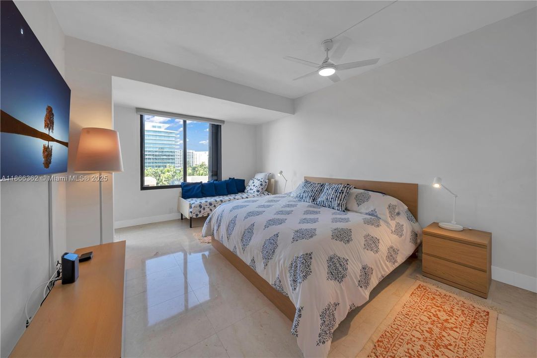 Active With Contract: $7,000 (2 beds, 2 baths, 1531 Square Feet)