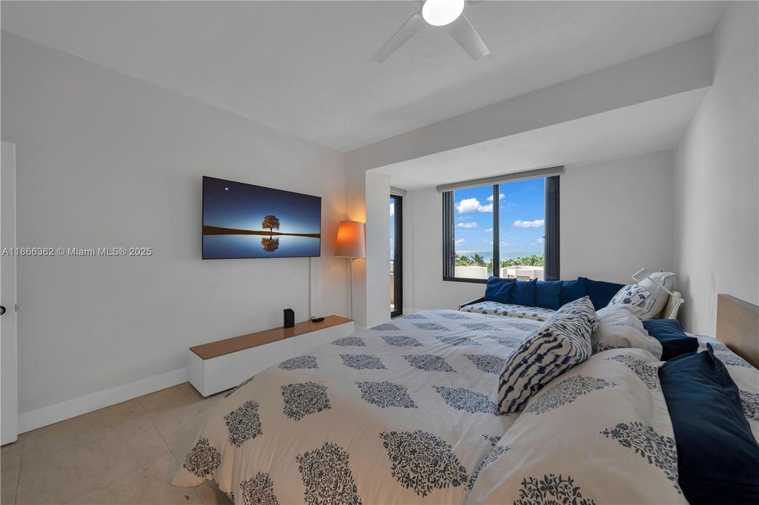 Active With Contract: $7,000 (2 beds, 2 baths, 1531 Square Feet)