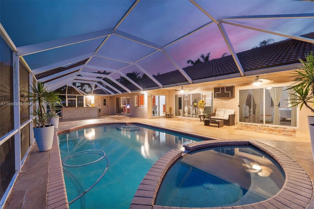 For Sale: $860,000 (4 beds, 2 baths, 2611 Square Feet)