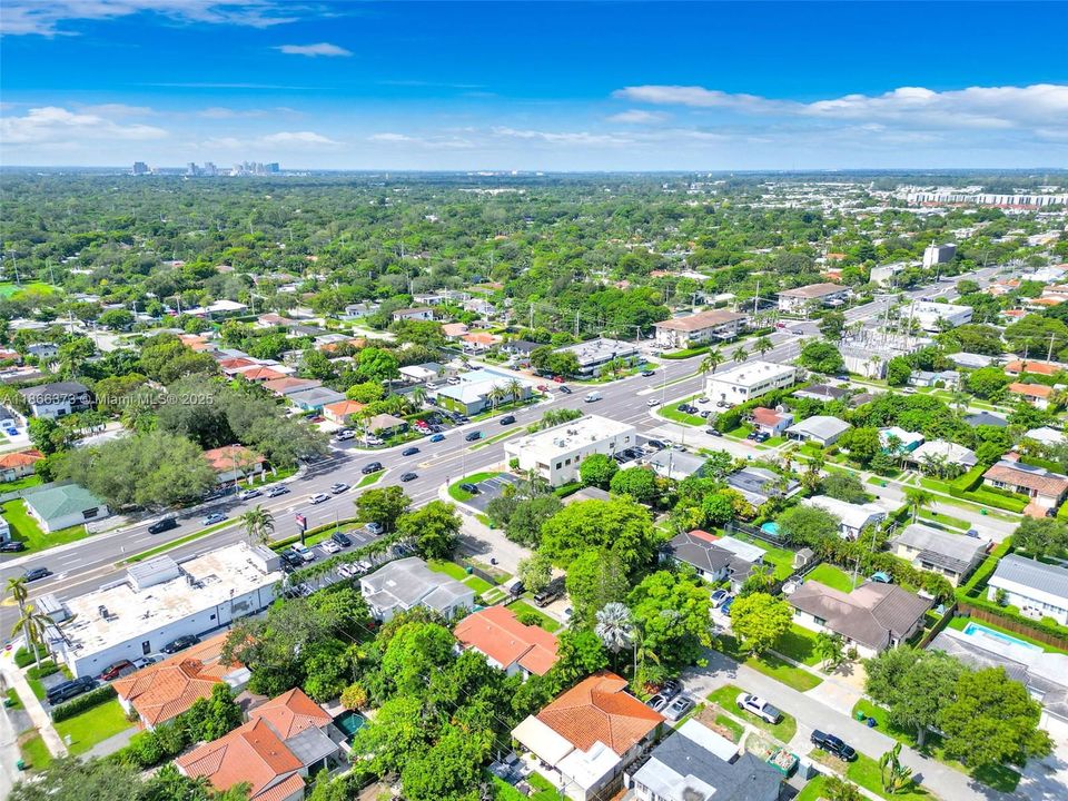 Active With Contract: $890,000 (3 beds, 2 baths, 1994 Square Feet)