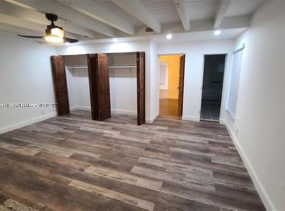 Active With Contract: $890,000 (3 beds, 2 baths, 1994 Square Feet)