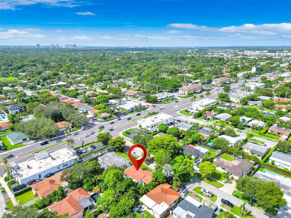 Active With Contract: $890,000 (3 beds, 2 baths, 1994 Square Feet)