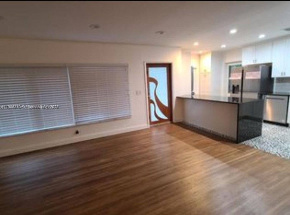 Active With Contract: $890,000 (3 beds, 2 baths, 1994 Square Feet)