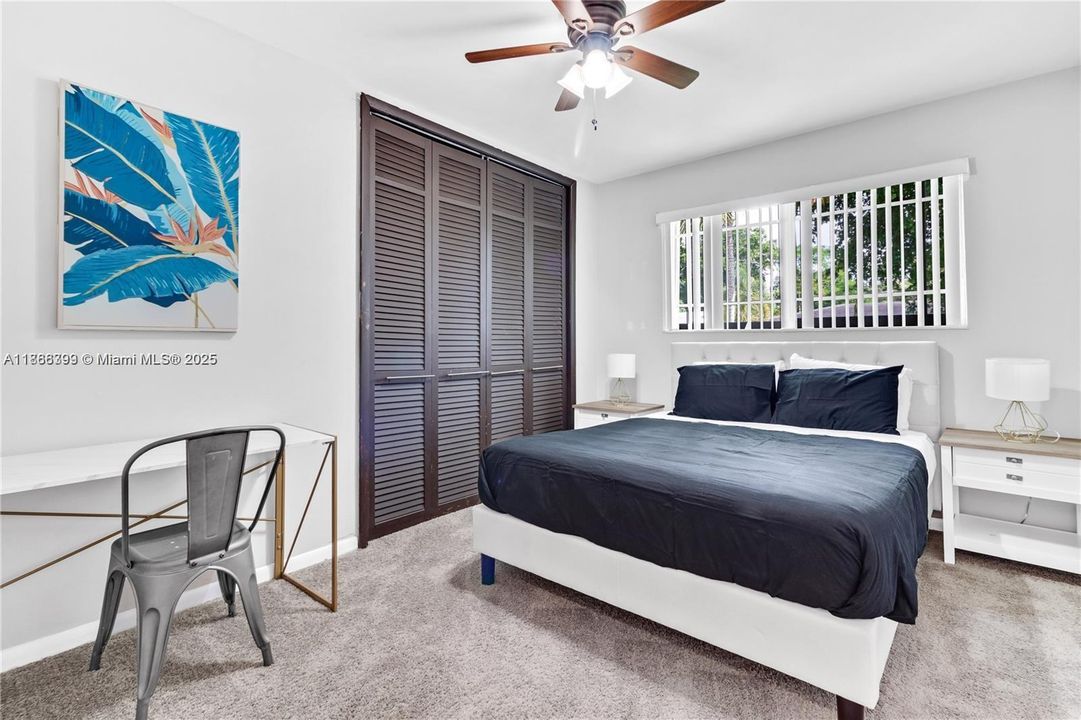 待售: $1,095,000 (5 贝兹, 3 浴室, 2008 平方英尺)