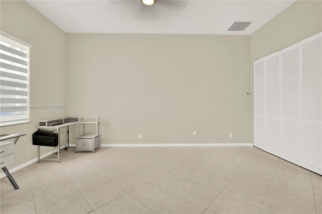 Active With Contract: $975,000 (5 beds, 3 baths, 3478 Square Feet)