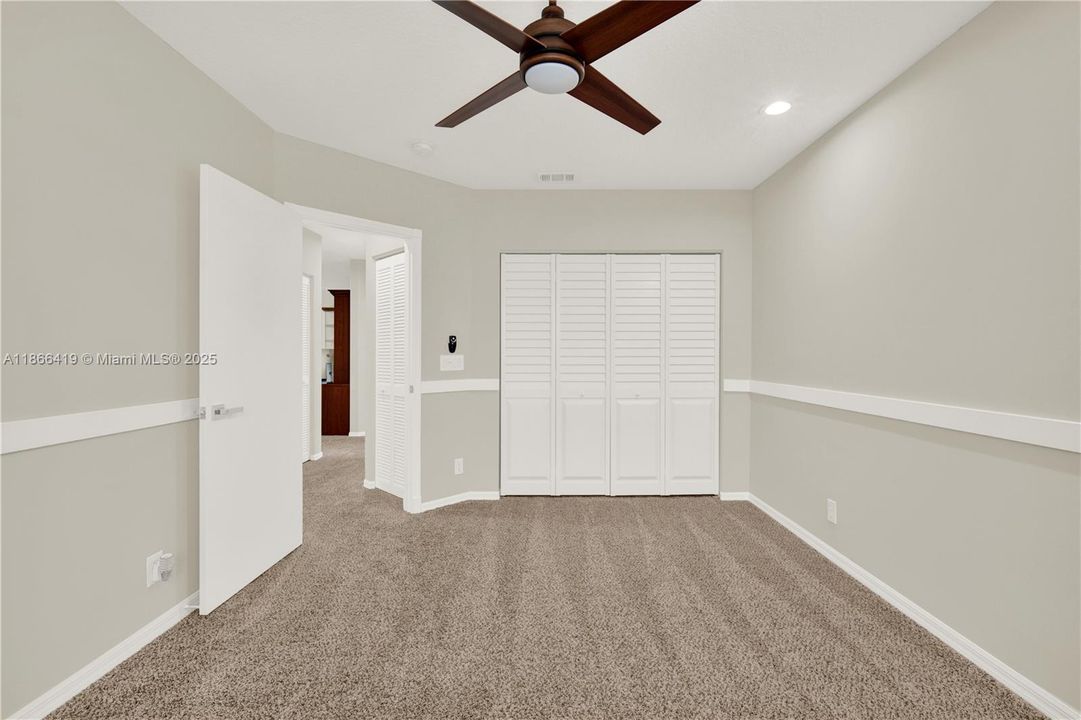 Active With Contract: $975,000 (5 beds, 3 baths, 3478 Square Feet)