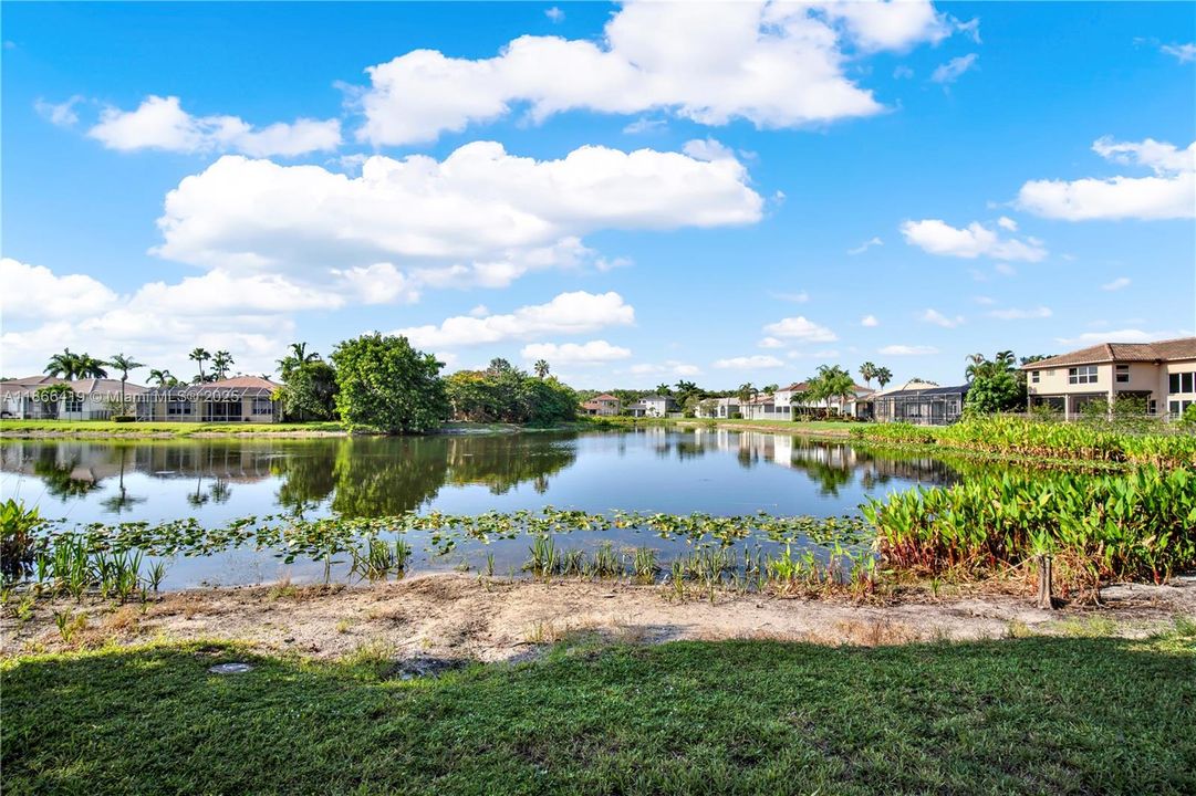 Active With Contract: $975,000 (5 beds, 3 baths, 3478 Square Feet)