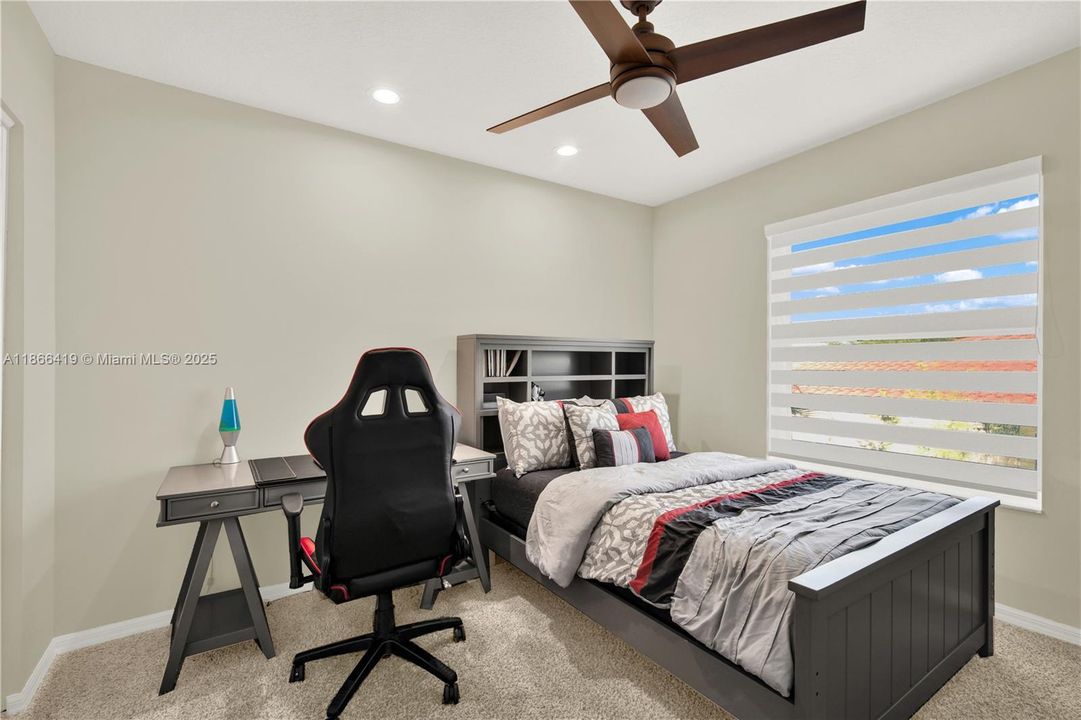 Active With Contract: $975,000 (5 beds, 3 baths, 3478 Square Feet)