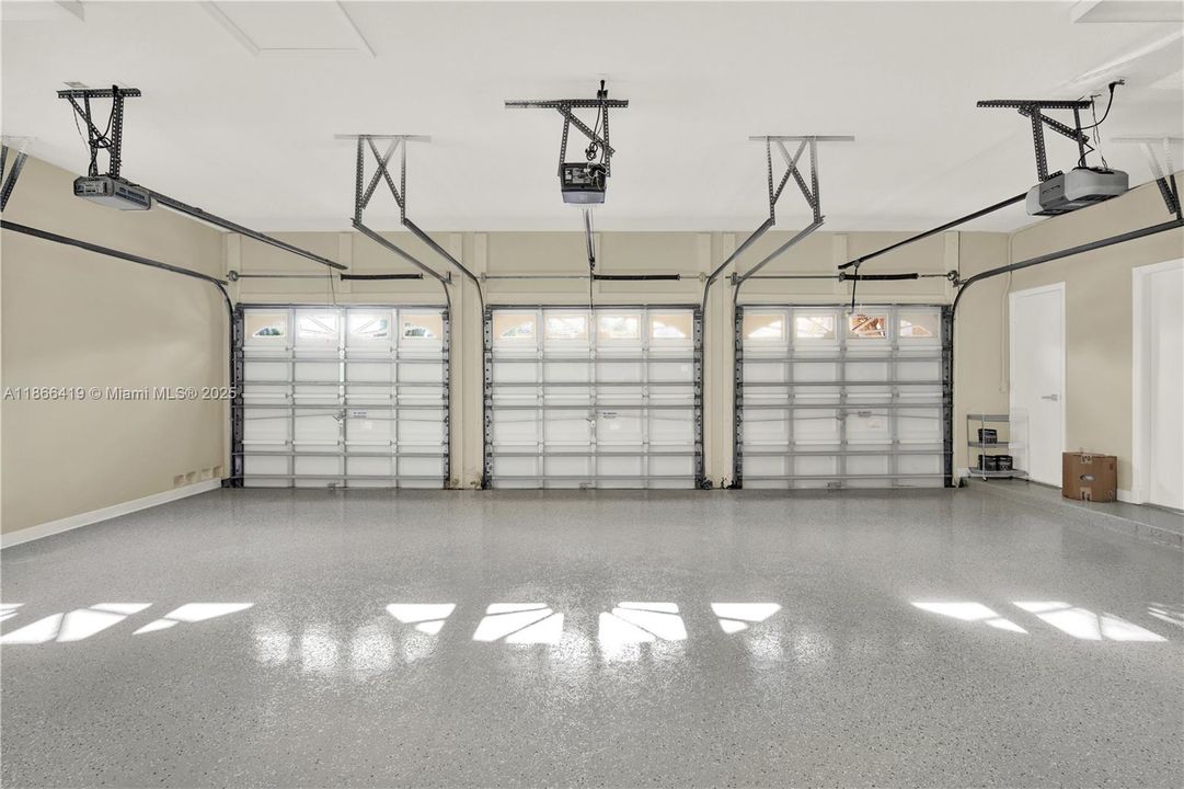 Active With Contract: $975,000 (5 beds, 3 baths, 3478 Square Feet)