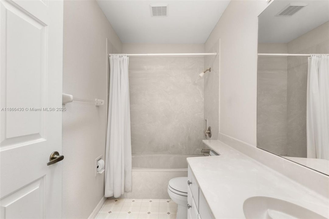 For Sale: $299,000 (3 beds, 2 baths, 1536 Square Feet)