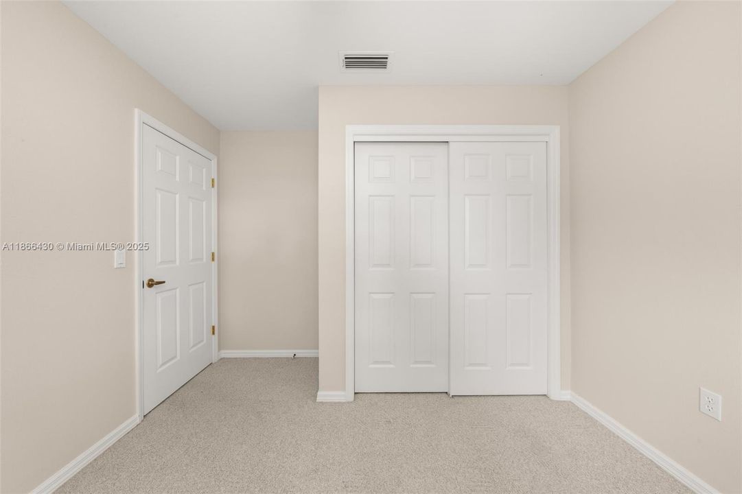 For Sale: $299,000 (3 beds, 2 baths, 1536 Square Feet)