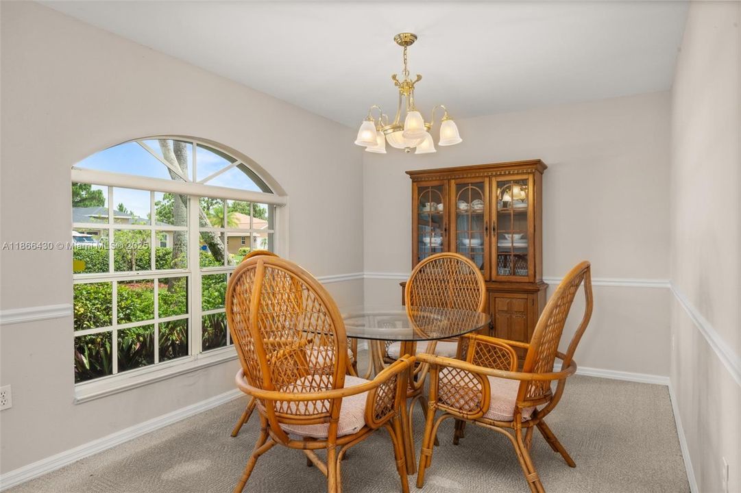 For Sale: $299,000 (3 beds, 2 baths, 1536 Square Feet)