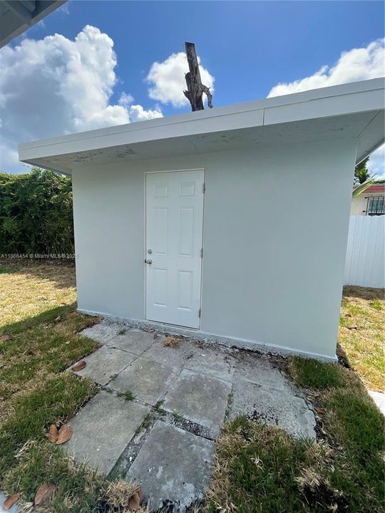 For Sale: $500,000 (3 beds, 2 baths, 1538 Square Feet)