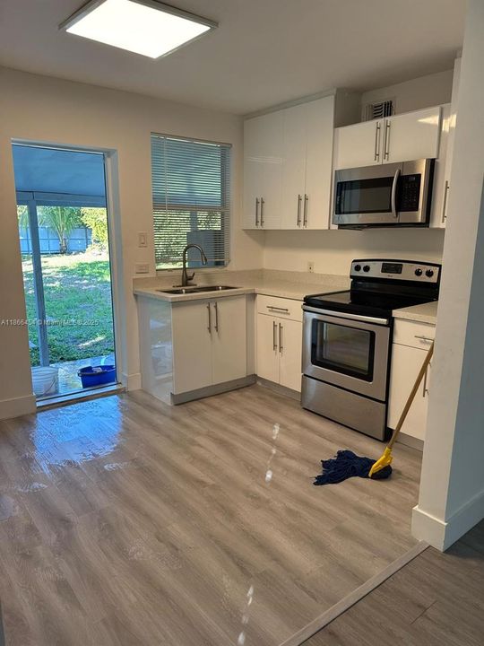 For Sale: $500,000 (3 beds, 2 baths, 1538 Square Feet)