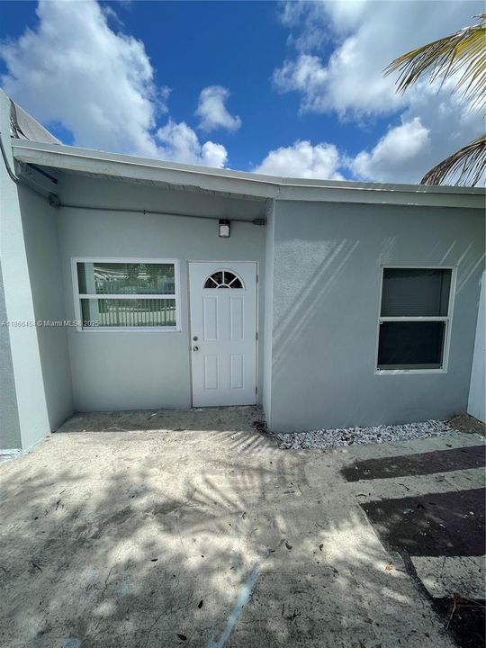 For Sale: $500,000 (3 beds, 2 baths, 1538 Square Feet)