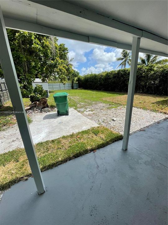 For Sale: $500,000 (3 beds, 2 baths, 1538 Square Feet)