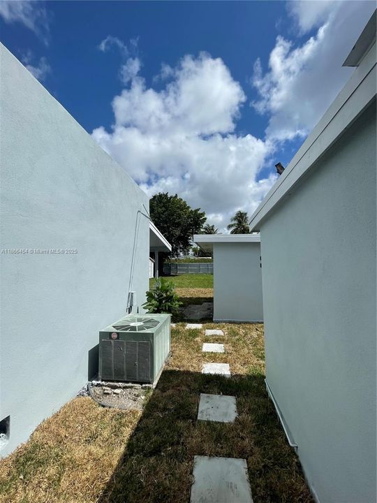 For Sale: $500,000 (3 beds, 2 baths, 1538 Square Feet)