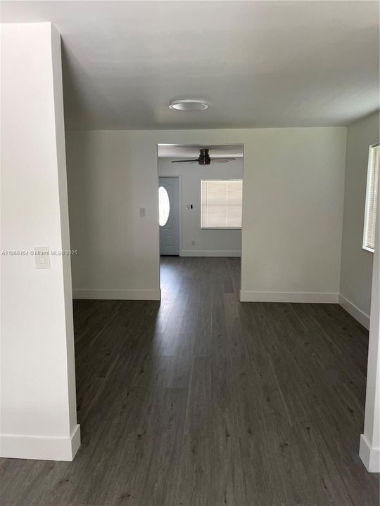 For Sale: $500,000 (3 beds, 2 baths, 1538 Square Feet)