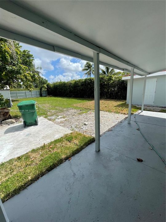 For Sale: $500,000 (3 beds, 2 baths, 1538 Square Feet)