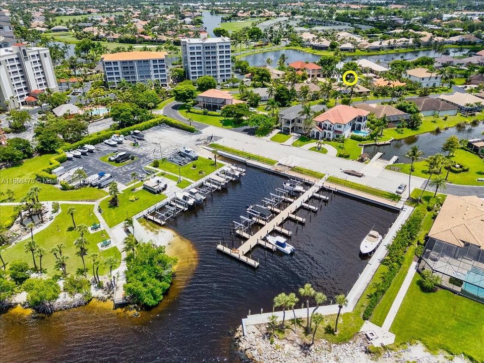 Vendido Recientemente: $889,999 (3 camas, 3 baños, 0 Pies cuadrados)