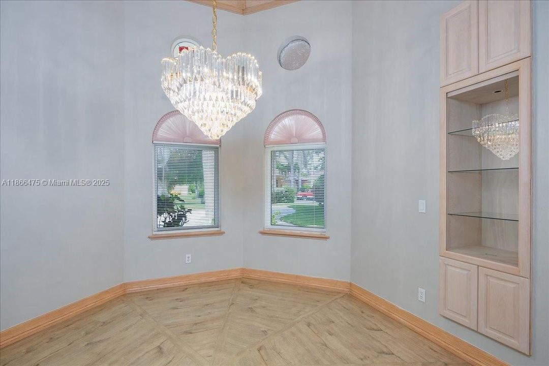 Vendido Recientemente: $889,999 (3 camas, 3 baños, 0 Pies cuadrados)