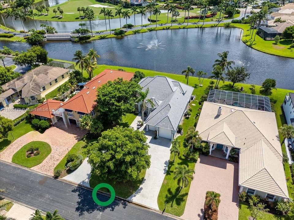 Vendido Recientemente: $889,999 (3 camas, 3 baños, 0 Pies cuadrados)