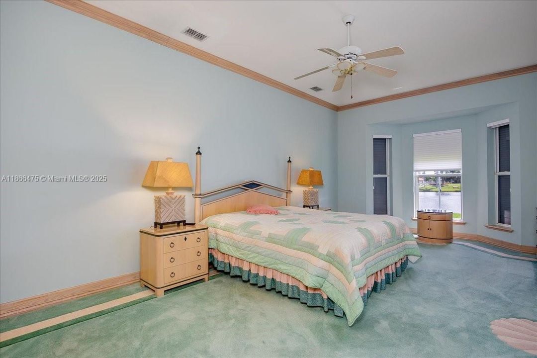 Vendido Recientemente: $889,999 (3 camas, 3 baños, 0 Pies cuadrados)