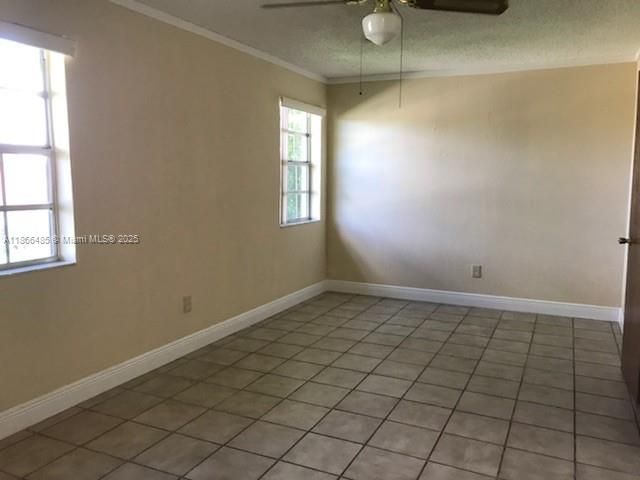 Недавно арендовано: $2,850 (4 спален, 2 ванн, 1400 Квадратных фут)