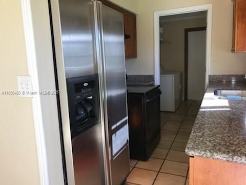 Недавно арендовано: $2,850 (4 спален, 2 ванн, 1400 Квадратных фут)