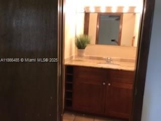 Недавно арендовано: $2,850 (4 спален, 2 ванн, 1400 Квадратных фут)