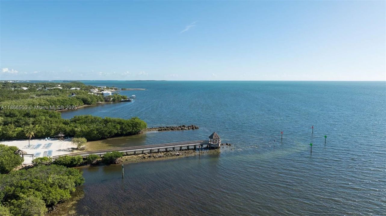 Recently Sold: $770,000 (2 beds, 2 baths, 841 Square Feet)