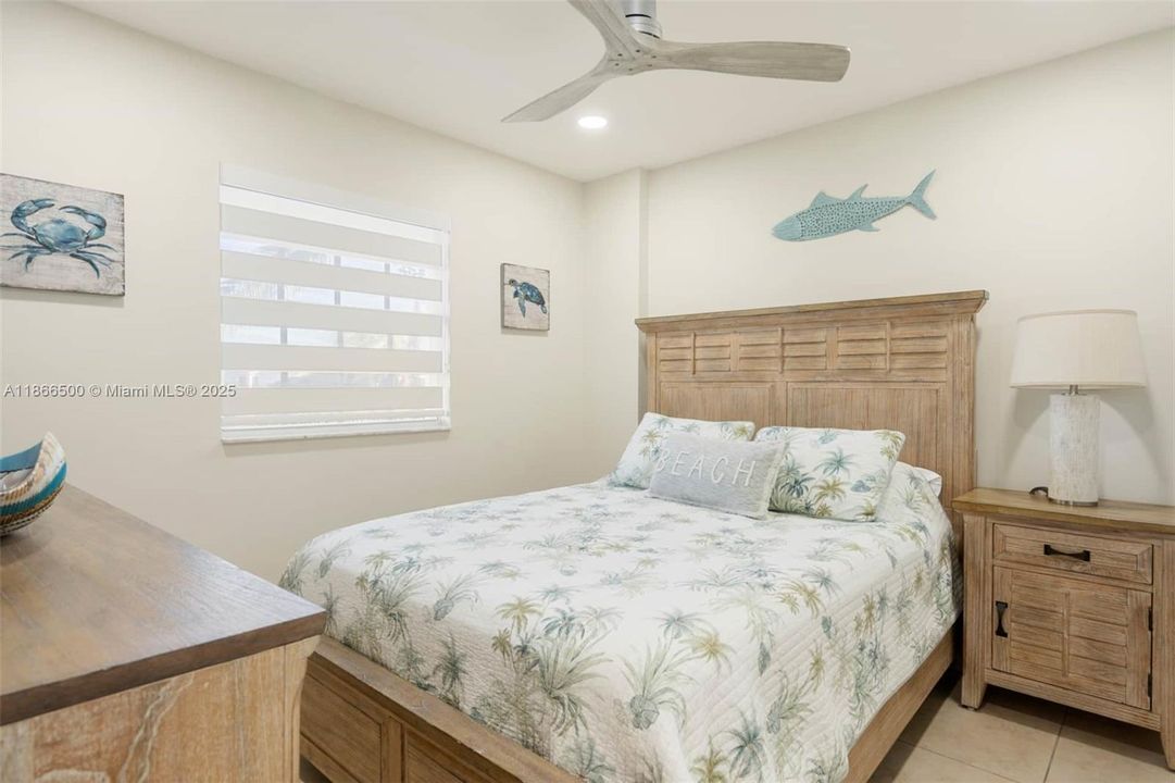 Recently Sold: $770,000 (2 beds, 2 baths, 841 Square Feet)