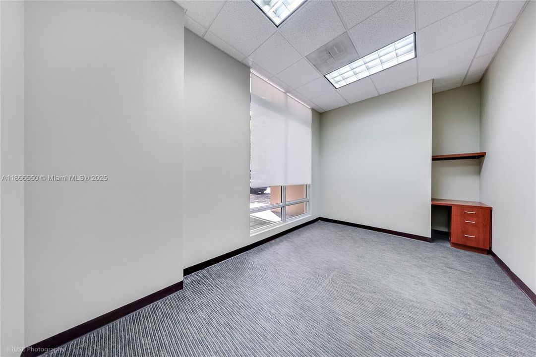 В аренду: $55 (0 спален, 0 ванн, 0 Квадратных фут)