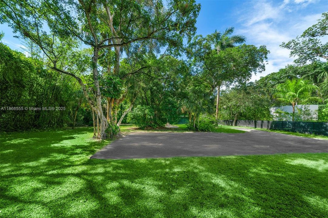 最近售出: $7,000,000 (3 贝兹, 3 浴室, 4048 平方英尺)