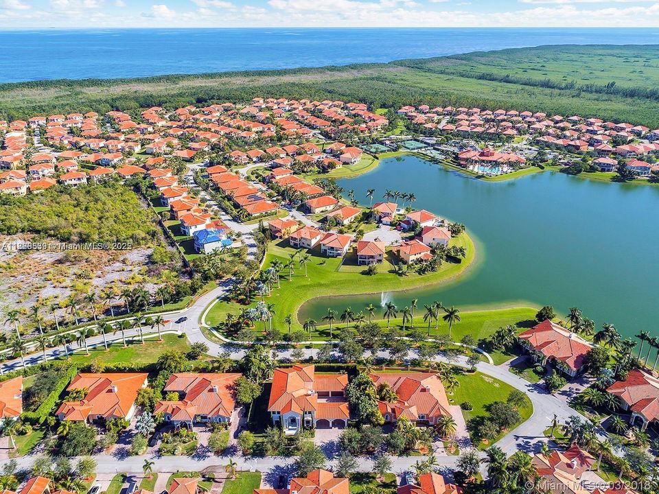 Под контрактом: $5,200 (5 спален, 4 ванн, 3945 Квадратных фут)