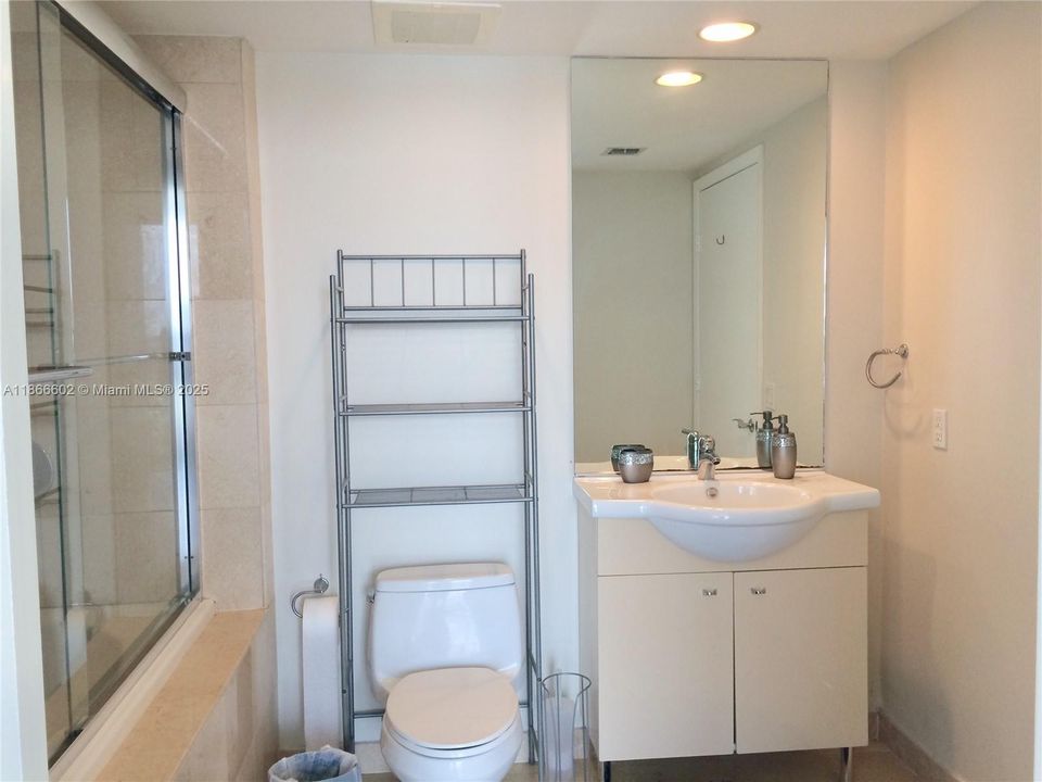 待售: $675,000 (1 贝兹, 1 浴室, 871 平方英尺)