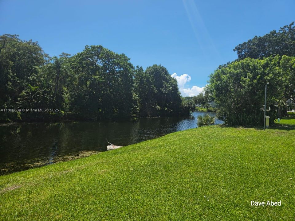 Active With Contract: $85,000 (2 beds, 2 baths, 860 Square Feet)