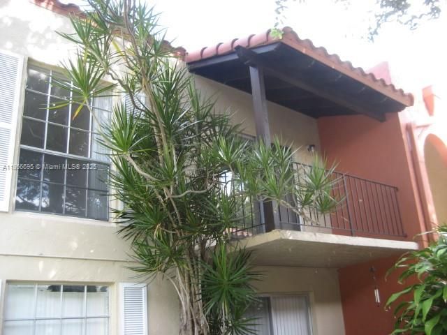 Recently Rented: $2,050 (1 beds, 1 baths, 709 Square Feet)