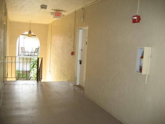 Recently Rented: $2,050 (1 beds, 1 baths, 709 Square Feet)