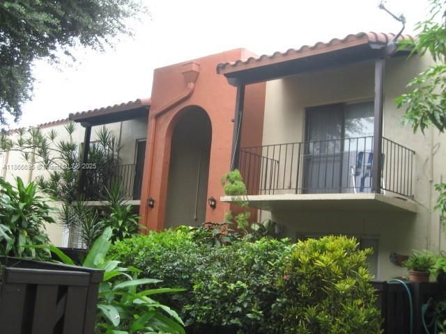 Recently Rented: $2,050 (1 beds, 1 baths, 709 Square Feet)