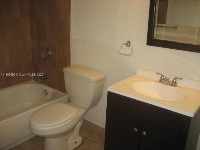 Recently Rented: $2,050 (1 beds, 1 baths, 709 Square Feet)