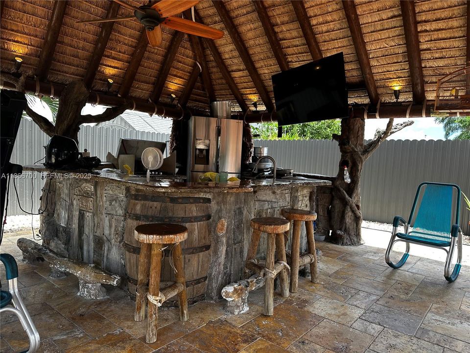 На продажу: $1,400,000 (4 спален, 3 ванн, 2805 Квадратных фут)