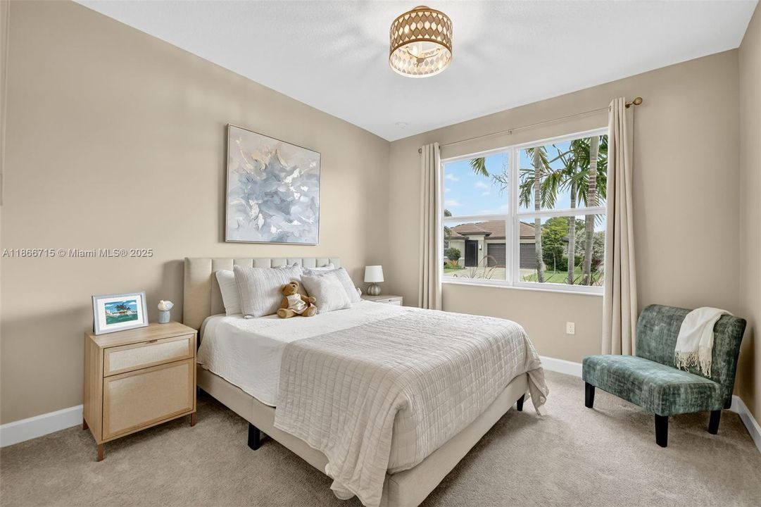 Recently Sold: $425,000 (3 beds, 2 baths, 1508 Square Feet)