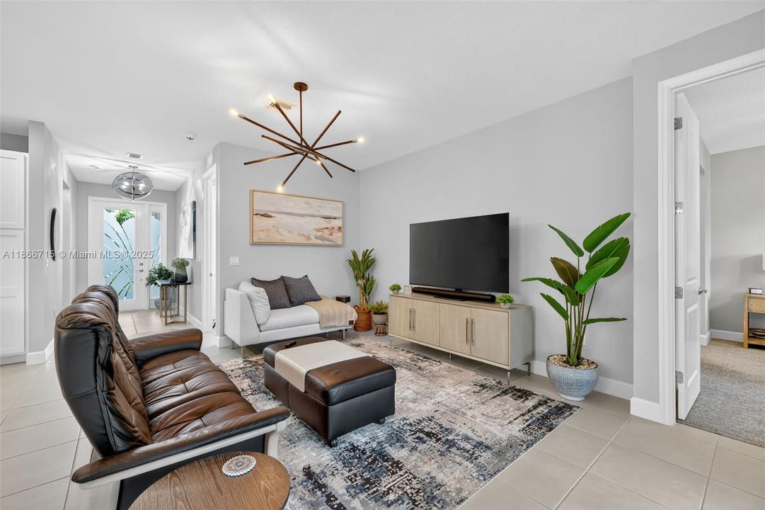 Recently Sold: $425,000 (3 beds, 2 baths, 1508 Square Feet)