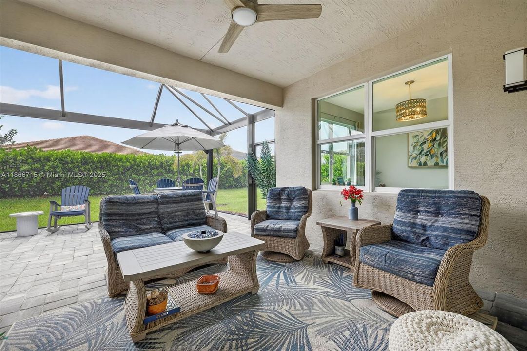 Recently Sold: $425,000 (3 beds, 2 baths, 1508 Square Feet)